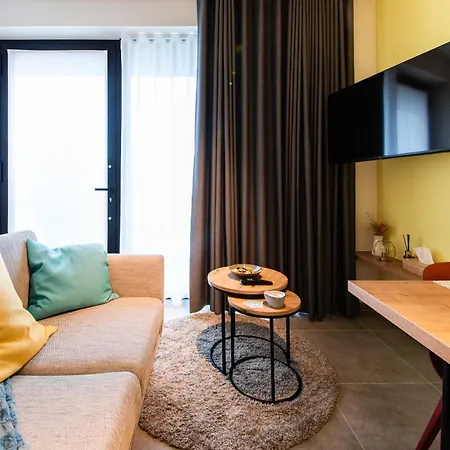Syba Aparthotel *
