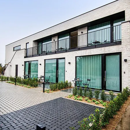 Syba Aparthotel *